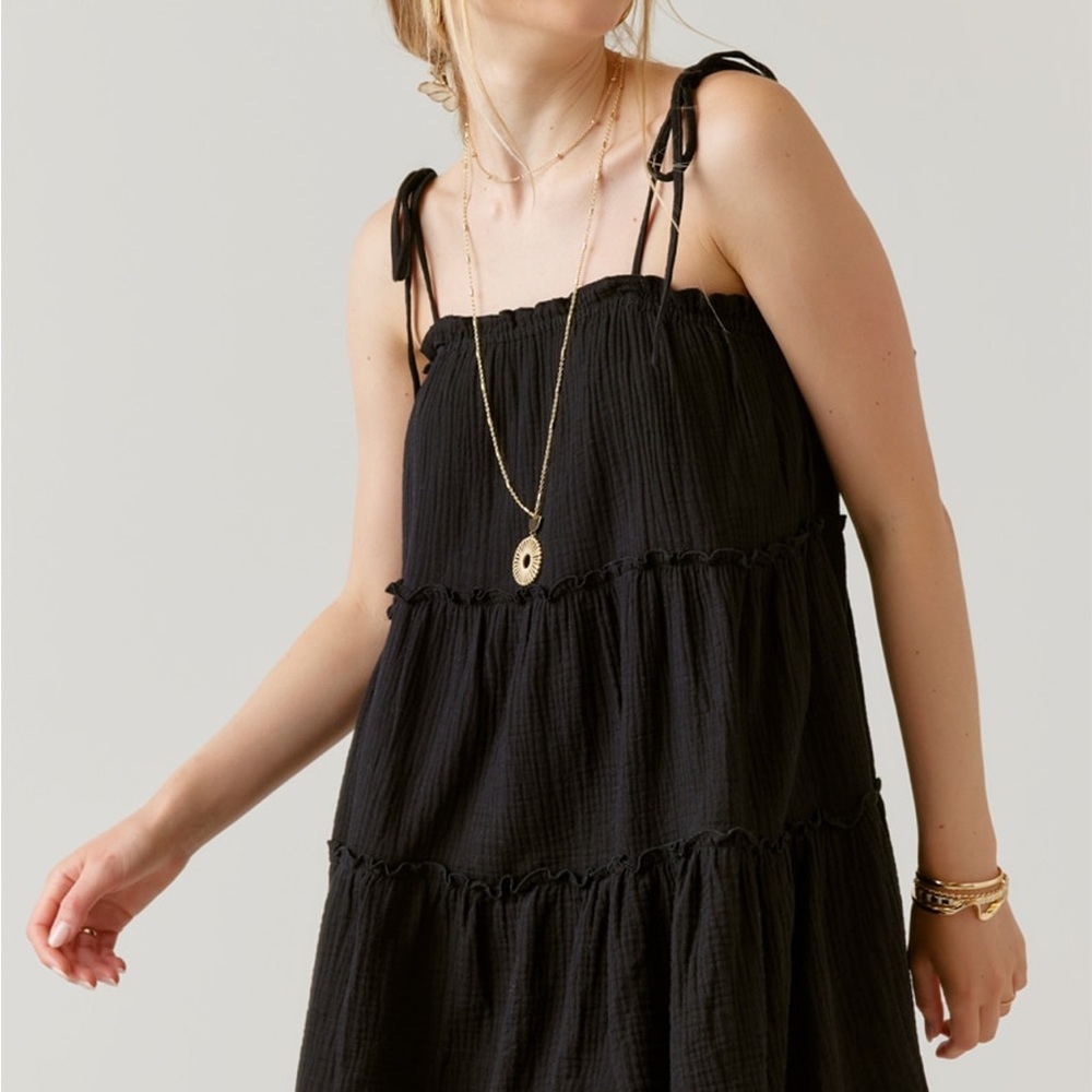Francesca’s HYFVE Tie Shoulder Tiered A line Black Mini Dress